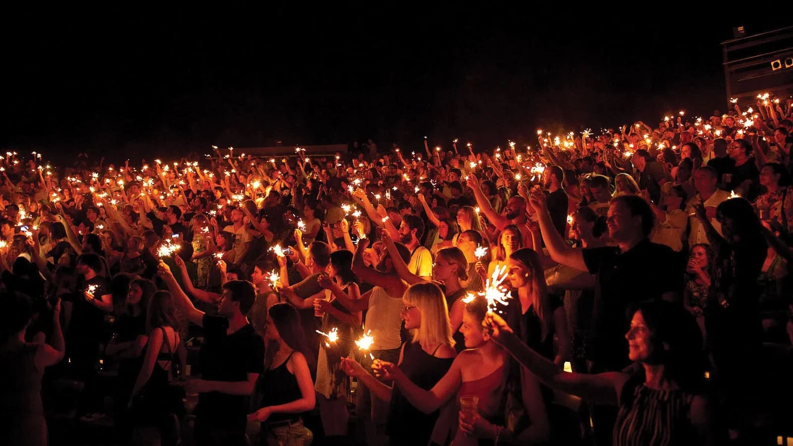 La fortezza di San Michele a Sebenico durante un evento serale per una guida alla prima visita delle fortezze