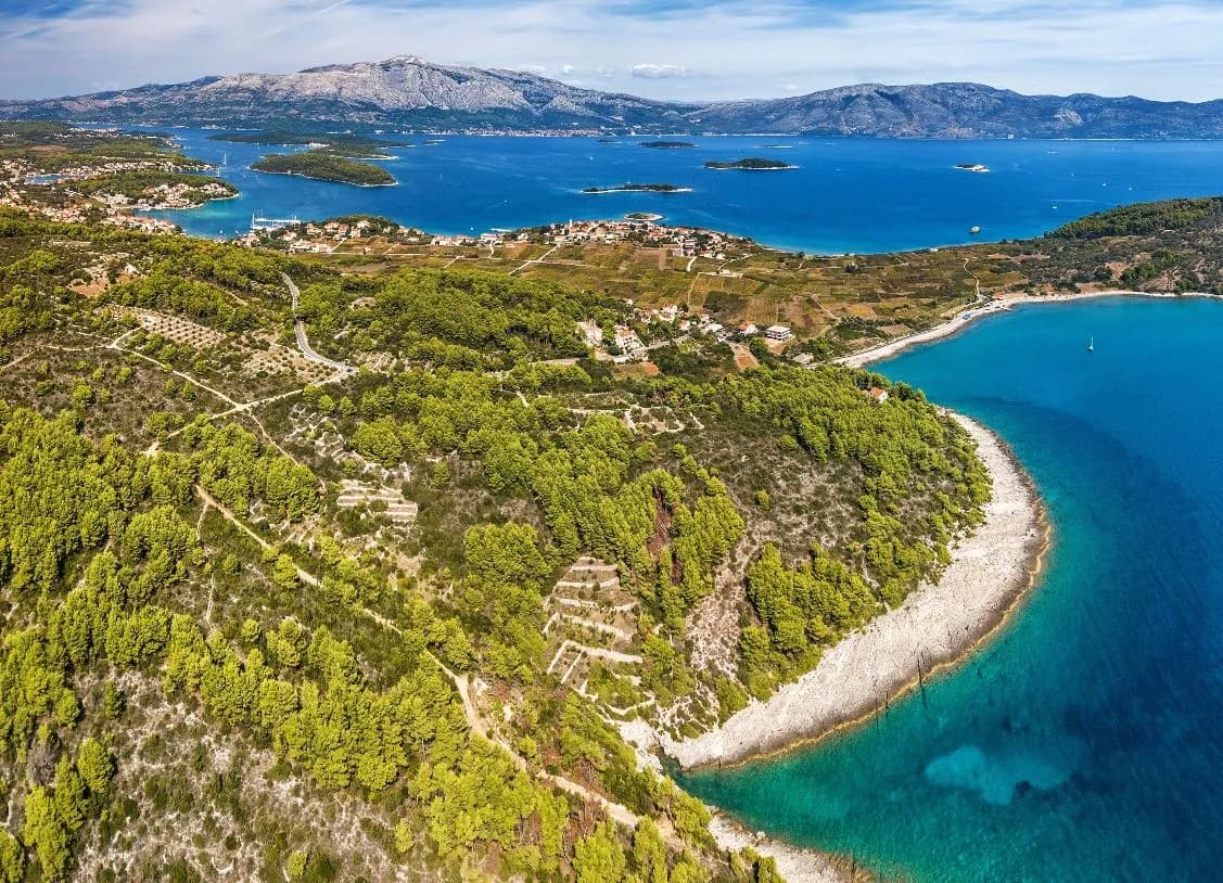 Vela Przina beach in Lumbarda on Korcula island