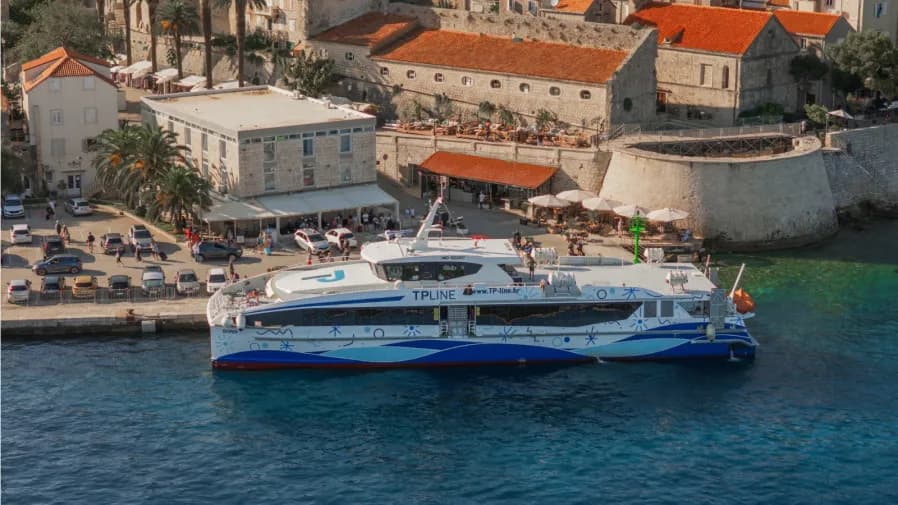 TP Line promotional image for the new seasonal Split Hvar Korcula line 661